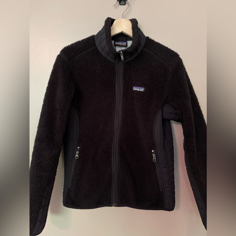 *SOLD* Patagonia Synchilla Retro Pile Fleece Jacket Black Women’s Medium Hiking